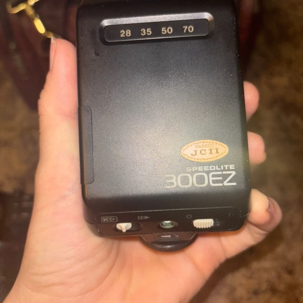 Canon EOS 650 Black Camera